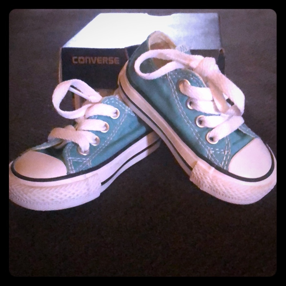 Converse size 3